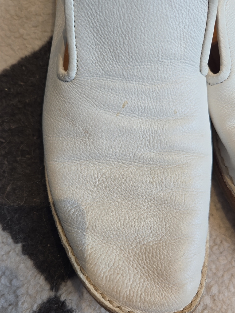 White Leather Slip-On Casual Shoes - Picture 2 of 6